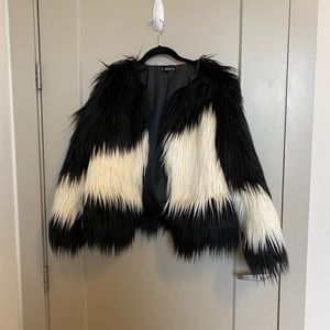 Shein Faux Fur coat black and white size small